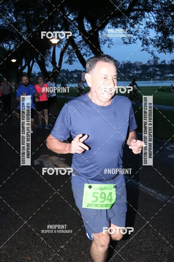 Buy your photos of the eventCorrida da Lua Cheia - Parque Barigui on Fotop