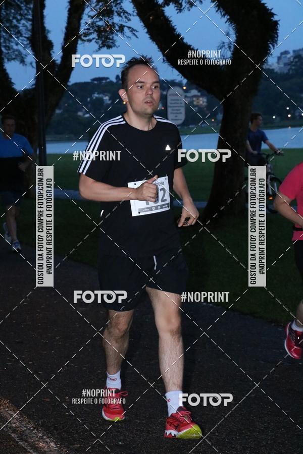 Buy your photos of the eventCorrida da Lua Cheia - Parque Barigui on Fotop