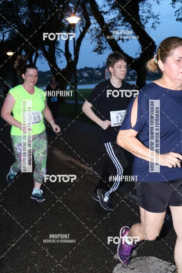 Buy your photos of the eventCorrida da Lua Cheia - Parque Barigui on Fotop