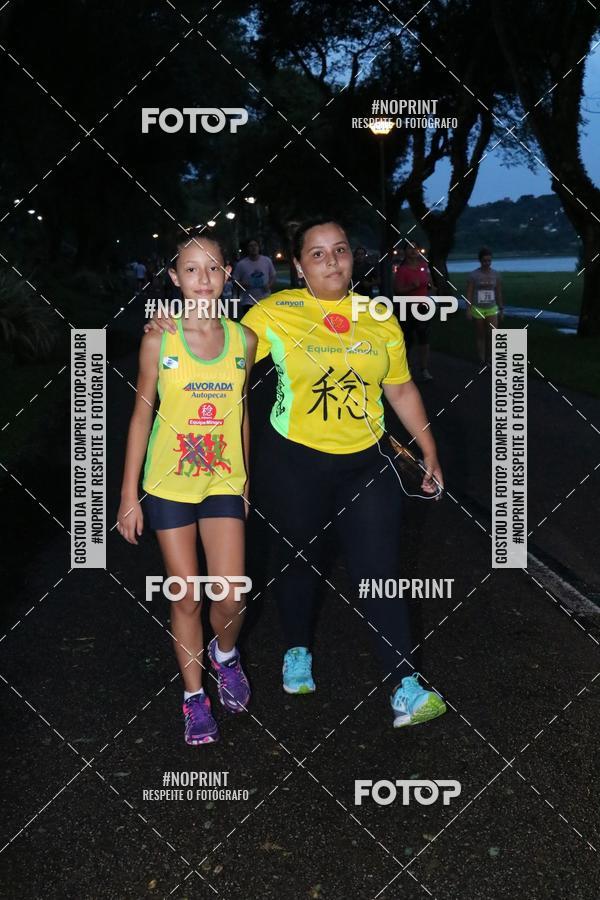 Buy your photos of the eventCorrida da Lua Cheia - Parque Barigui on Fotop