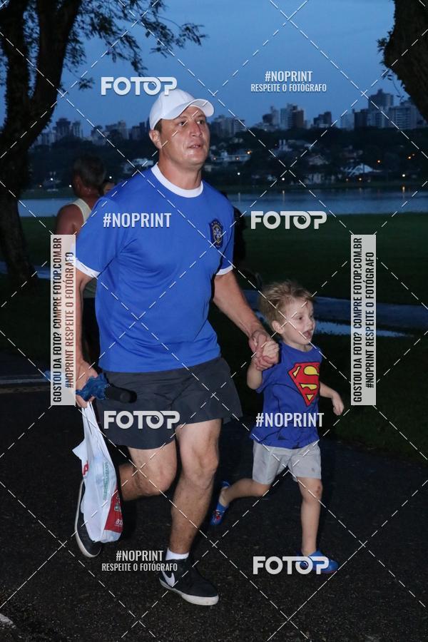 Buy your photos of the eventCorrida da Lua Cheia - Parque Barigui on Fotop