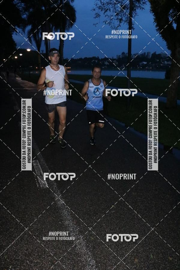 Buy your photos of the eventCorrida da Lua Cheia - Parque Barigui on Fotop