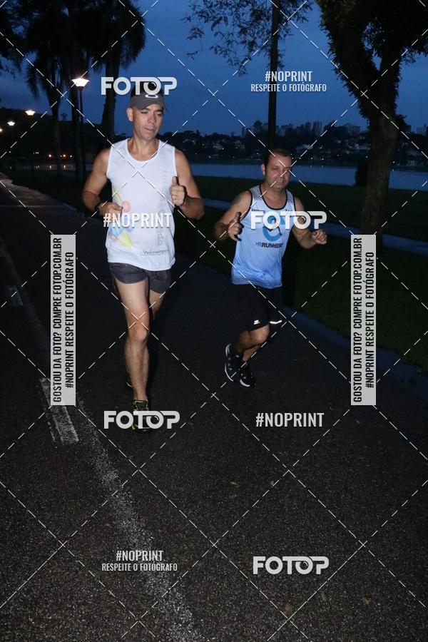 Buy your photos of the eventCorrida da Lua Cheia - Parque Barigui on Fotop