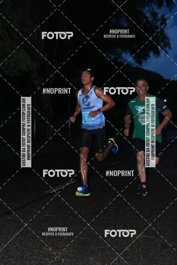 Buy your photos of the eventCorrida da Lua Cheia - Parque Barigui on Fotop