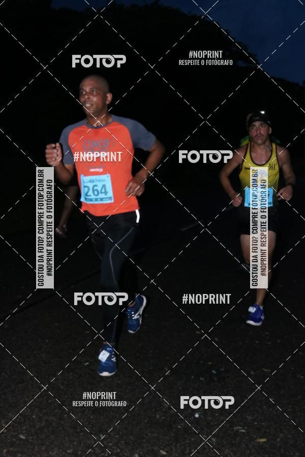 Buy your photos of the eventCorrida da Lua Cheia - Parque Barigui on Fotop