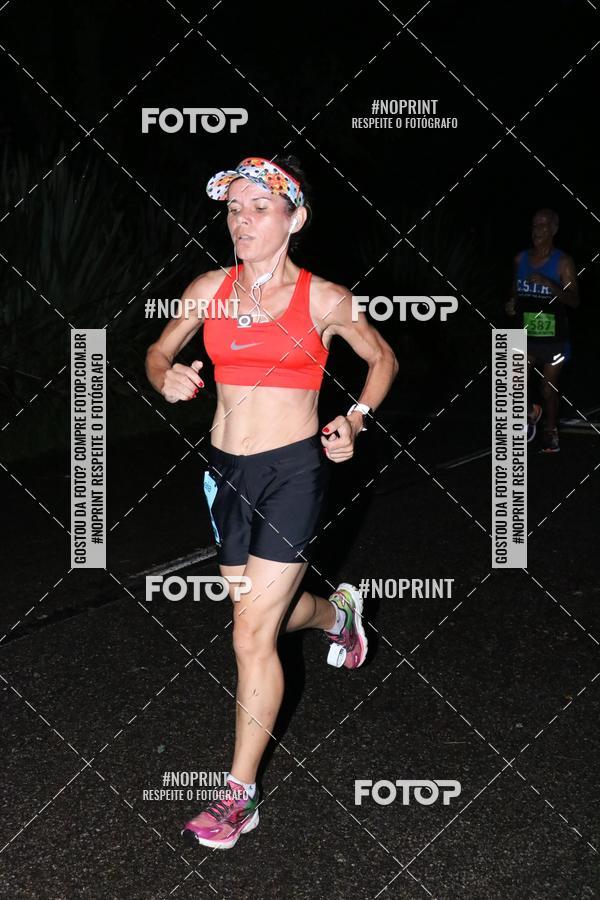 Buy your photos of the eventCorrida da Lua Cheia - Parque Barigui on Fotop