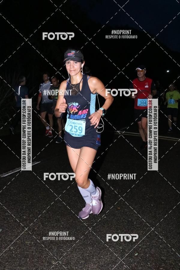 Buy your photos of the eventCorrida da Lua Cheia - Parque Barigui on Fotop