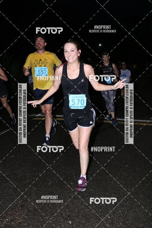Buy your photos of the eventCorrida da Lua Cheia - Parque Barigui on Fotop