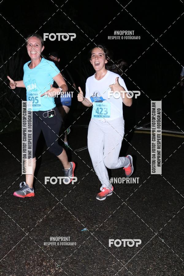 Buy your photos of the eventCorrida da Lua Cheia - Parque Barigui on Fotop