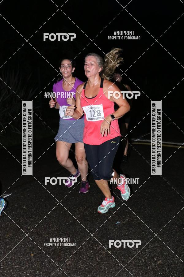 Buy your photos of the eventCorrida da Lua Cheia - Parque Barigui on Fotop