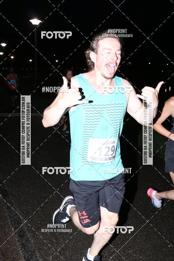 Buy your photos of the eventCorrida da Lua Cheia - Parque Barigui on Fotop