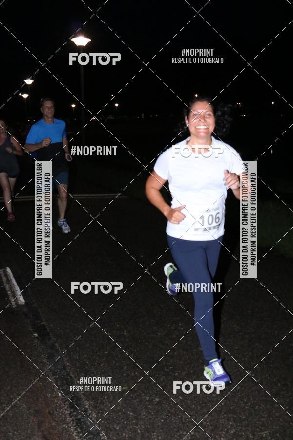 Buy your photos of the eventCorrida da Lua Cheia - Parque Barigui on Fotop