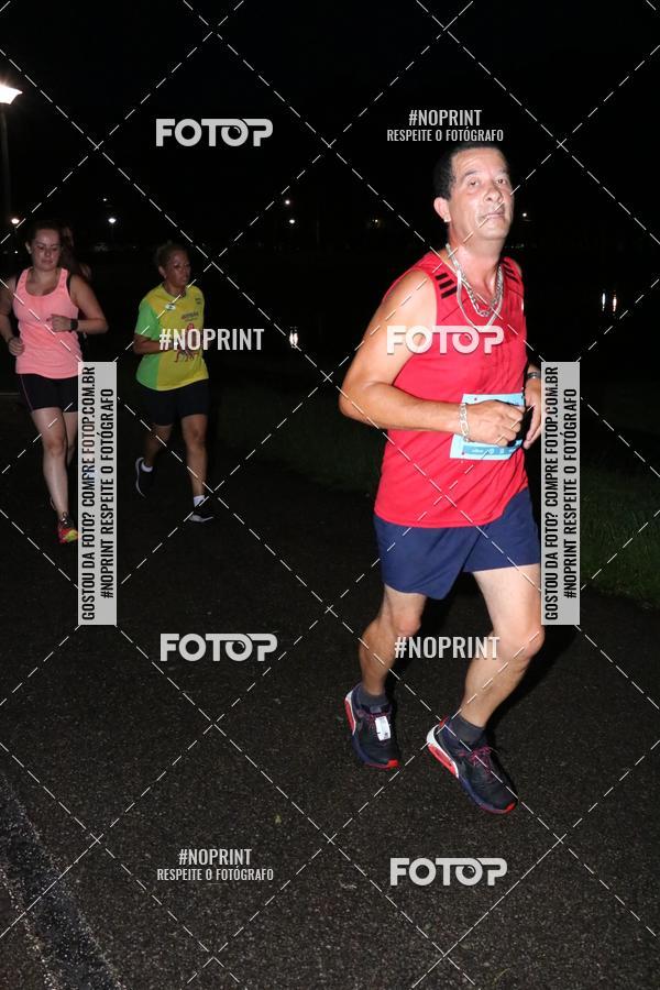 Buy your photos of the eventCorrida da Lua Cheia - Parque Barigui on Fotop