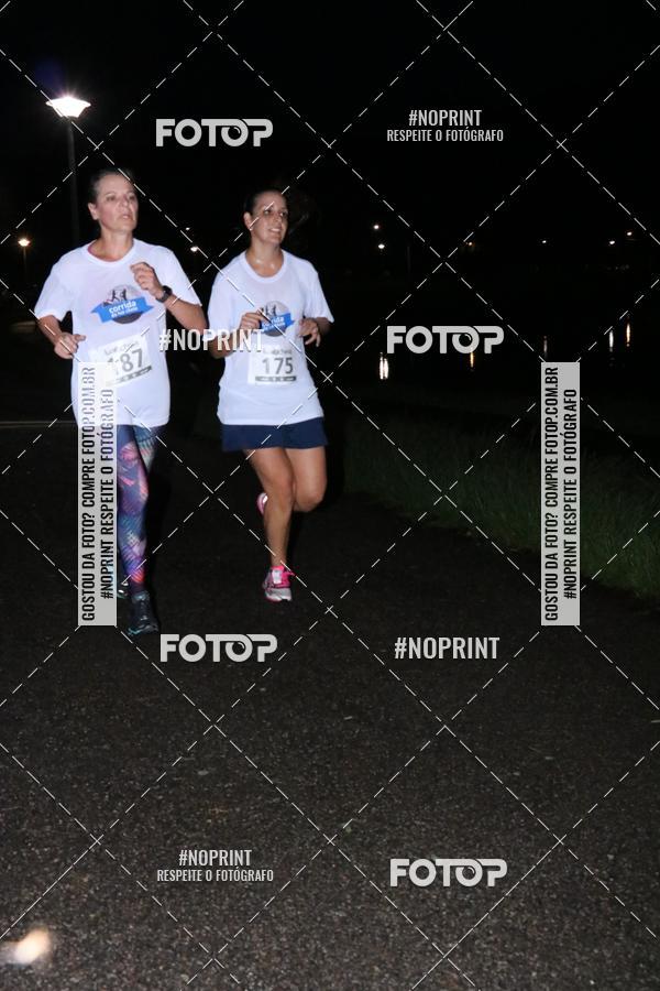 Buy your photos of the eventCorrida da Lua Cheia - Parque Barigui on Fotop