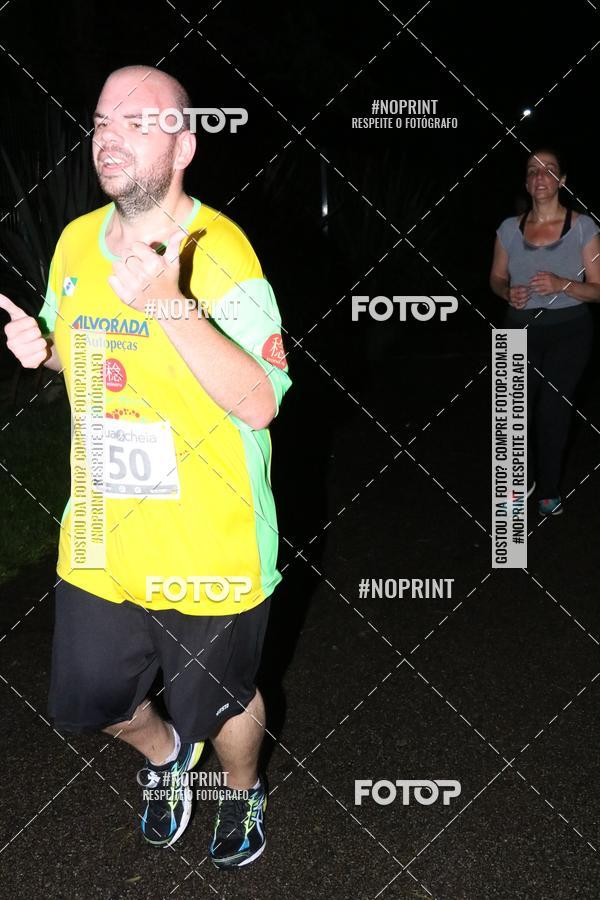 Buy your photos of the eventCorrida da Lua Cheia - Parque Barigui on Fotop