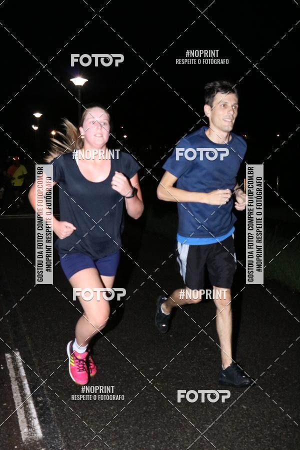 Buy your photos of the eventCorrida da Lua Cheia - Parque Barigui on Fotop