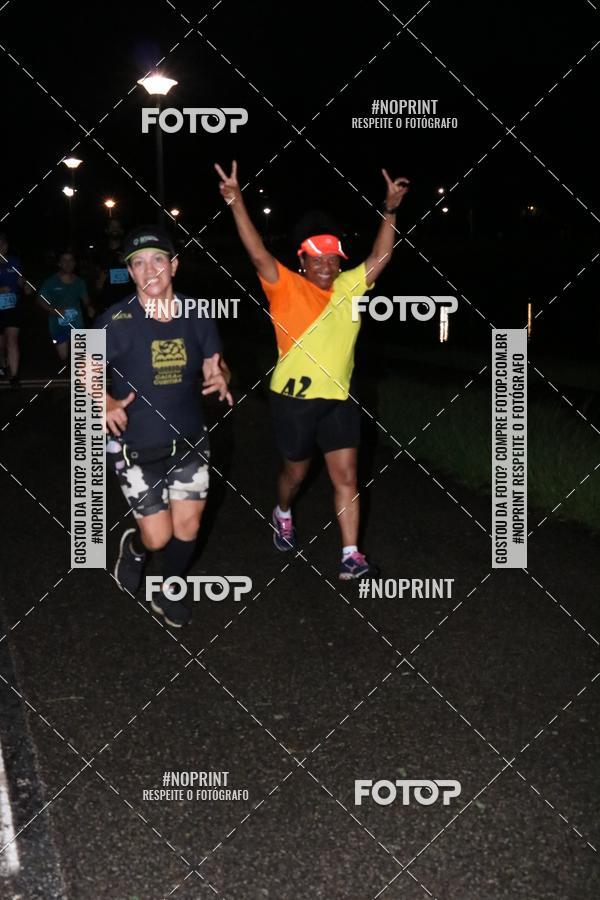 Buy your photos of the eventCorrida da Lua Cheia - Parque Barigui on Fotop