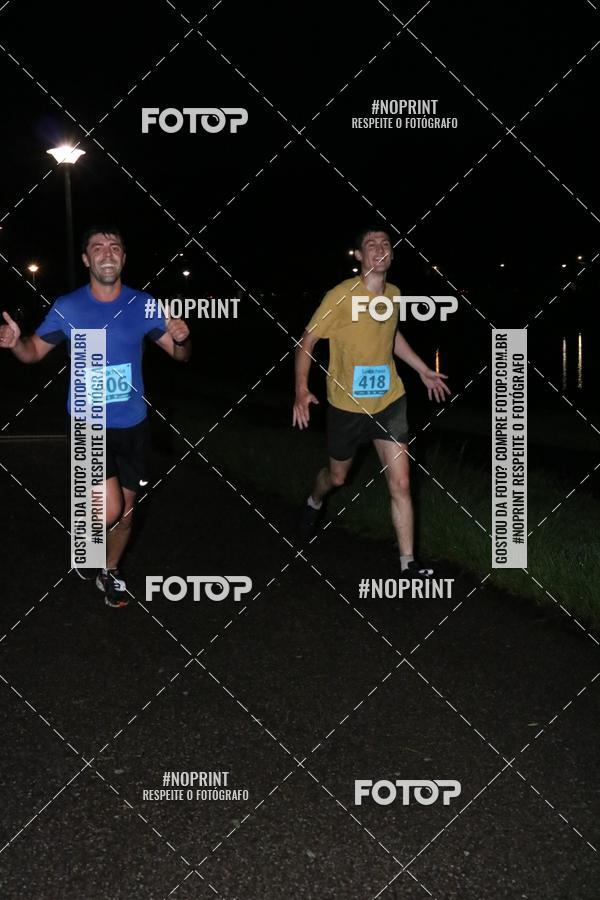 Buy your photos of the eventCorrida da Lua Cheia - Parque Barigui on Fotop