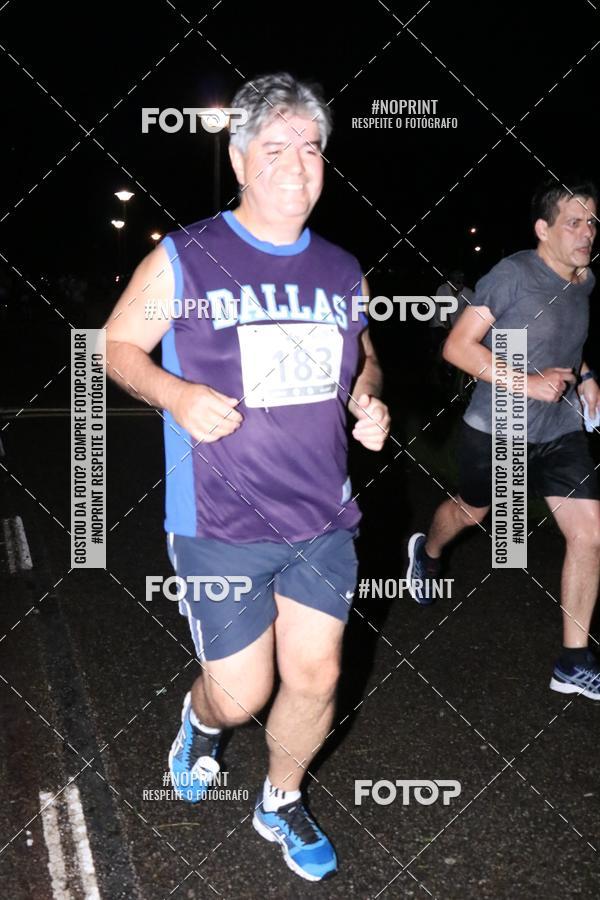 Buy your photos of the eventCorrida da Lua Cheia - Parque Barigui on Fotop