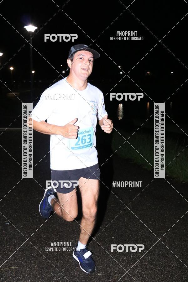 Buy your photos of the eventCorrida da Lua Cheia - Parque Barigui on Fotop