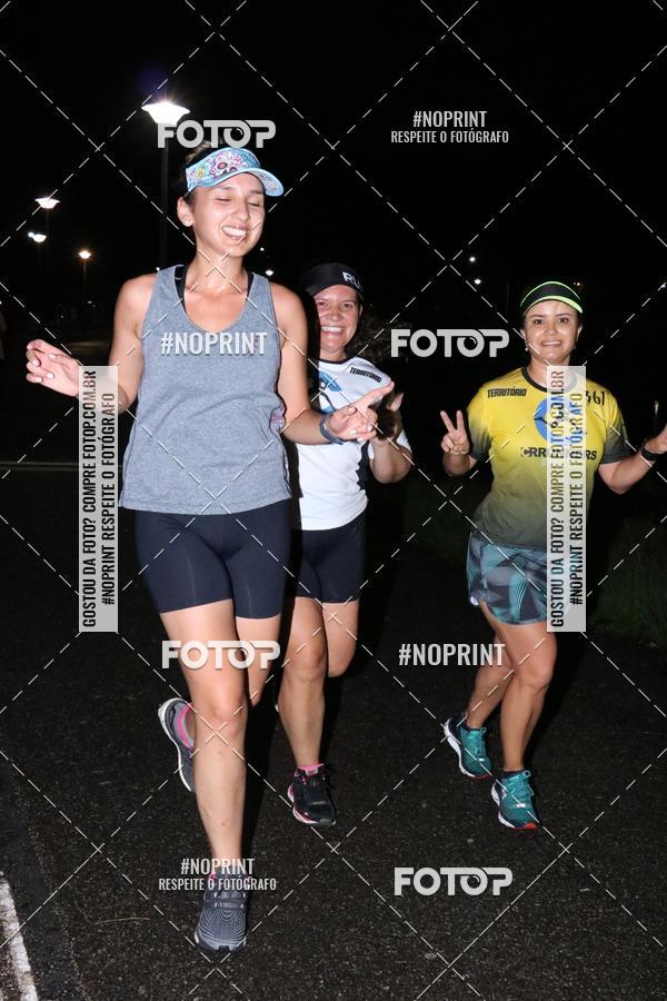 Buy your photos of the eventCorrida da Lua Cheia - Parque Barigui on Fotop