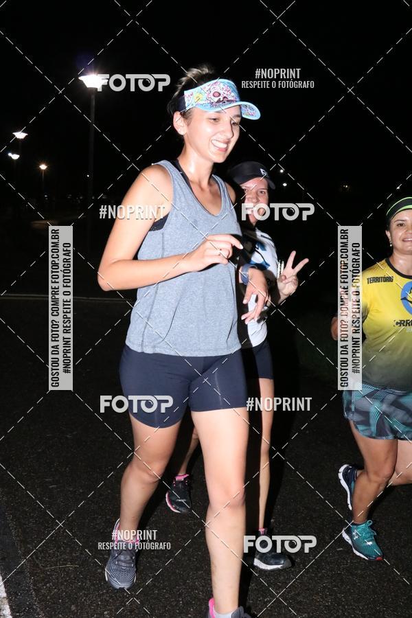 Buy your photos of the eventCorrida da Lua Cheia - Parque Barigui on Fotop