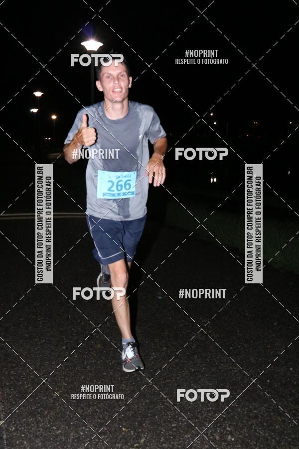 Buy your photos of the eventCorrida da Lua Cheia - Parque Barigui on Fotop