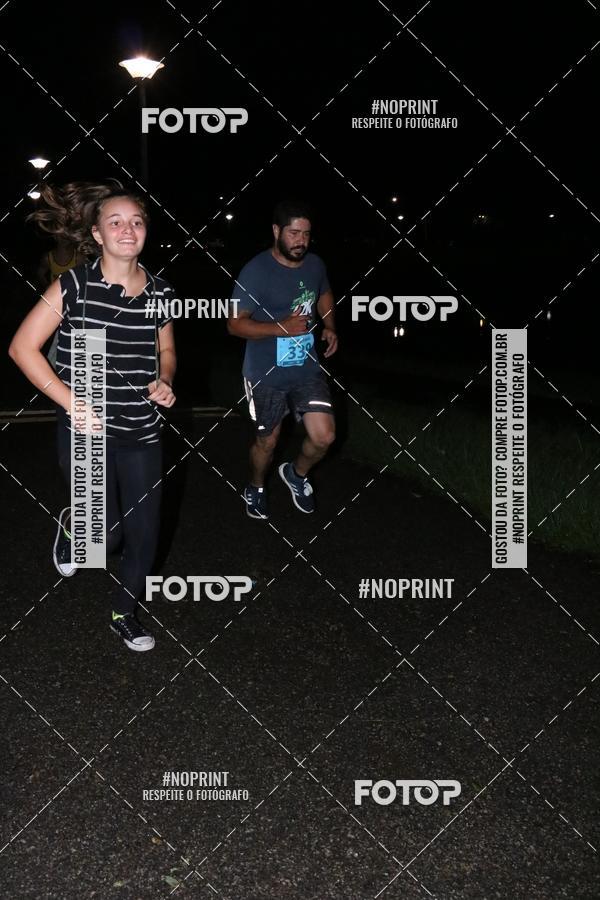 Buy your photos of the eventCorrida da Lua Cheia - Parque Barigui on Fotop