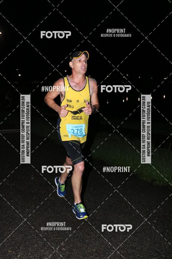 Buy your photos of the eventCorrida da Lua Cheia - Parque Barigui on Fotop