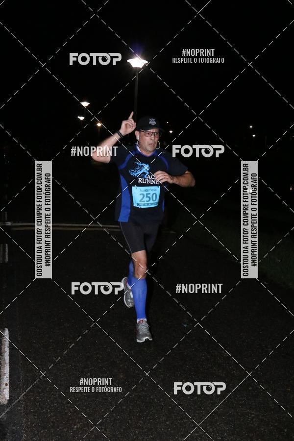 Buy your photos of the eventCorrida da Lua Cheia - Parque Barigui on Fotop