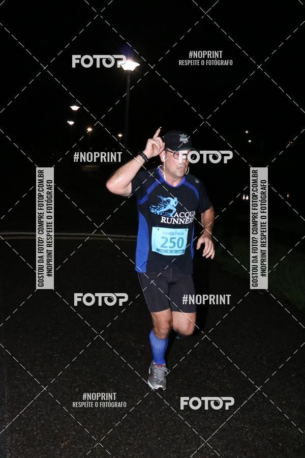 Buy your photos of the eventCorrida da Lua Cheia - Parque Barigui on Fotop