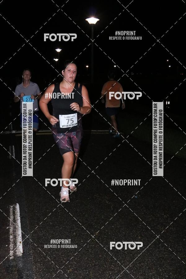 Buy your photos of the eventCorrida da Lua Cheia - Parque Barigui on Fotop