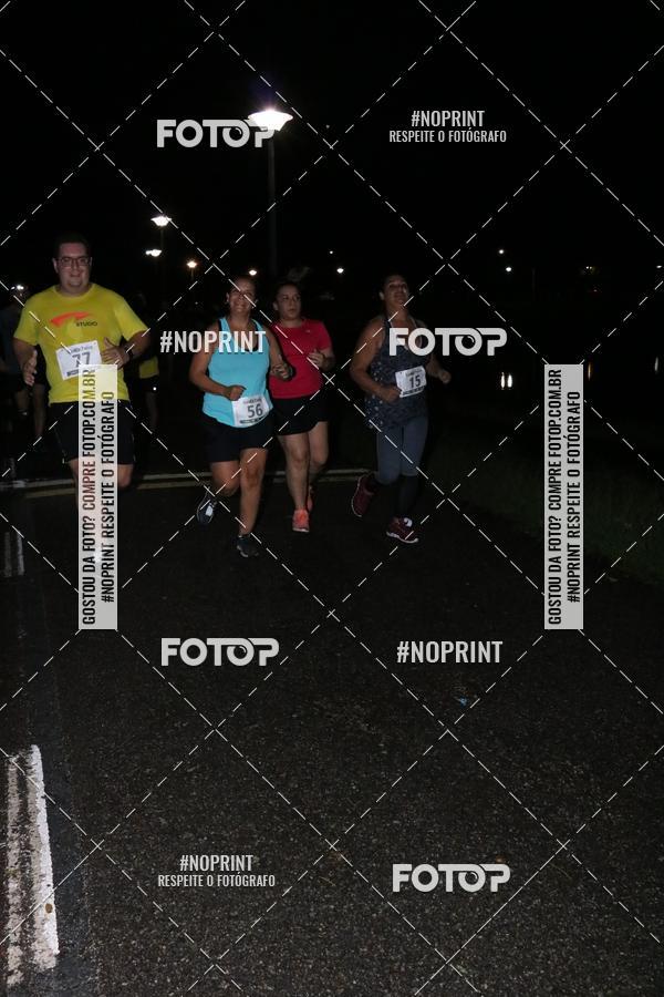 Buy your photos of the eventCorrida da Lua Cheia - Parque Barigui on Fotop