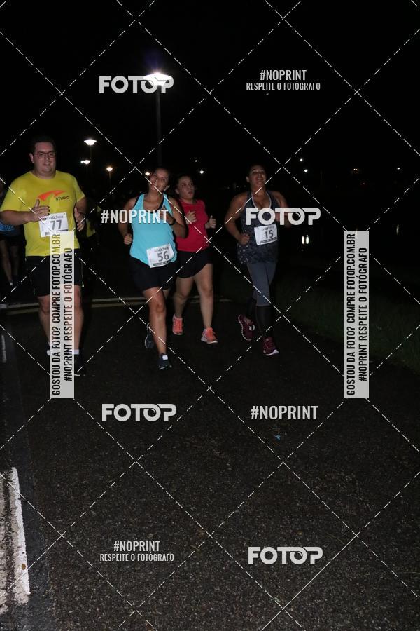 Buy your photos of the eventCorrida da Lua Cheia - Parque Barigui on Fotop