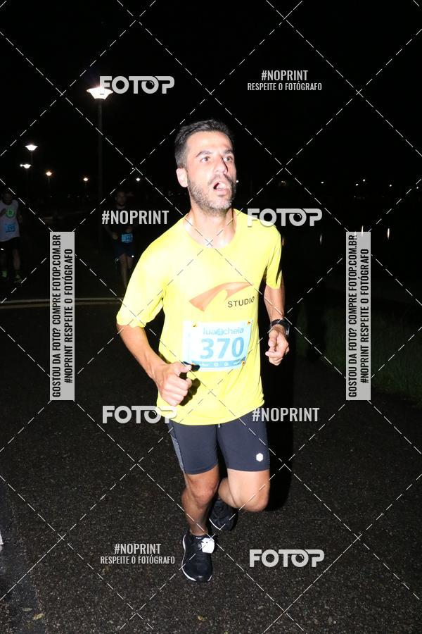 Buy your photos of the eventCorrida da Lua Cheia - Parque Barigui on Fotop