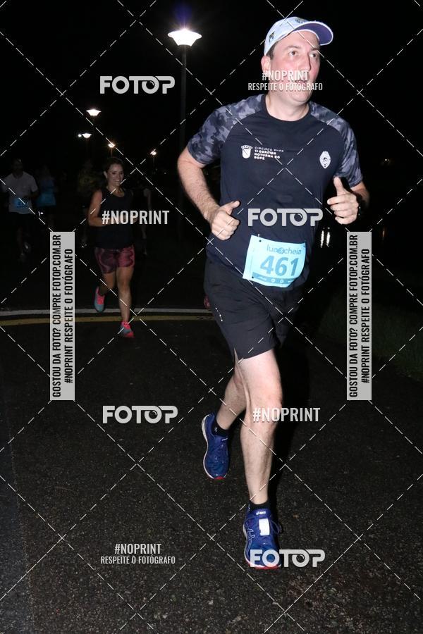 Buy your photos of the eventCorrida da Lua Cheia - Parque Barigui on Fotop