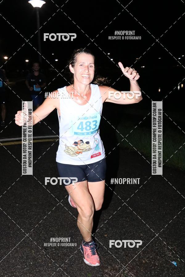 Buy your photos of the eventCorrida da Lua Cheia - Parque Barigui on Fotop