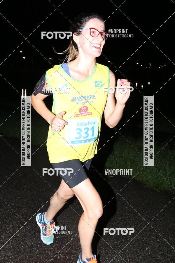 Buy your photos of the eventCorrida da Lua Cheia - Parque Barigui on Fotop