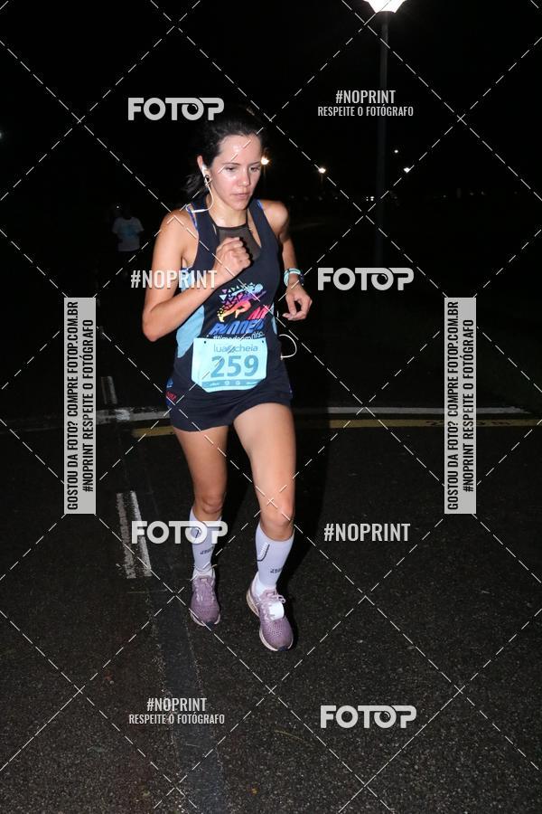 Buy your photos of the eventCorrida da Lua Cheia - Parque Barigui on Fotop