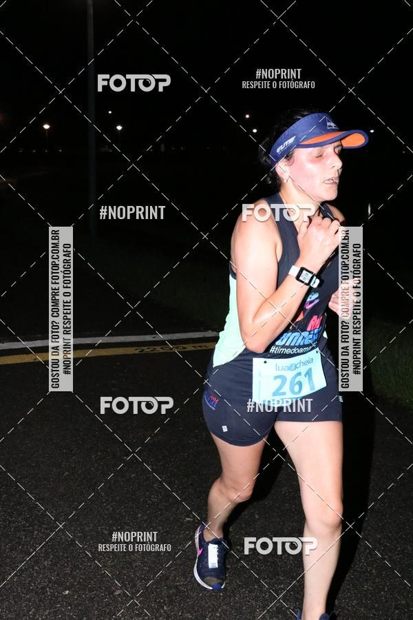 Buy your photos of the eventCorrida da Lua Cheia - Parque Barigui on Fotop