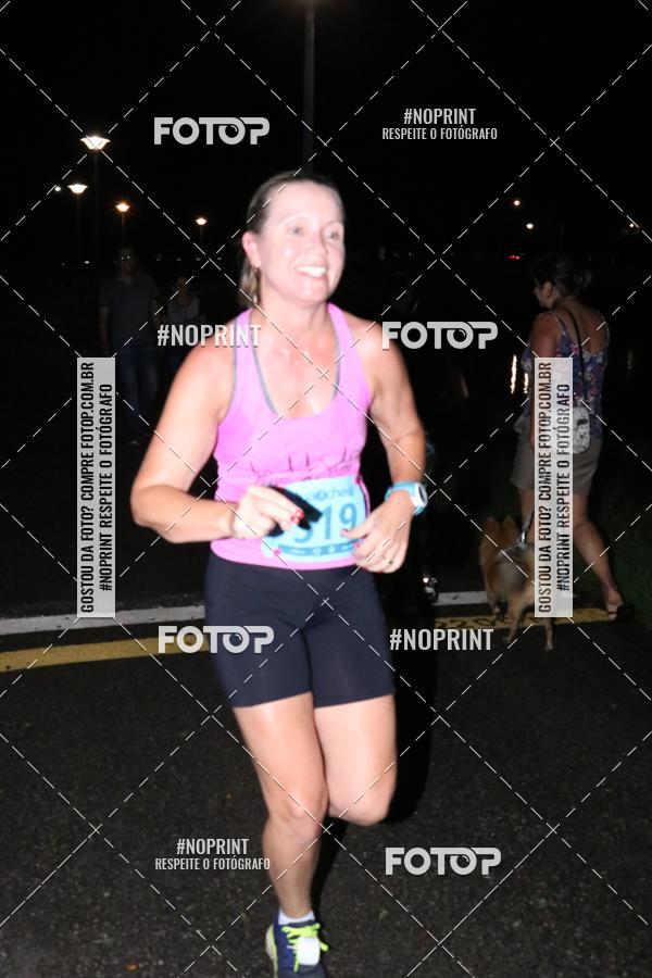 Buy your photos of the eventCorrida da Lua Cheia - Parque Barigui on Fotop