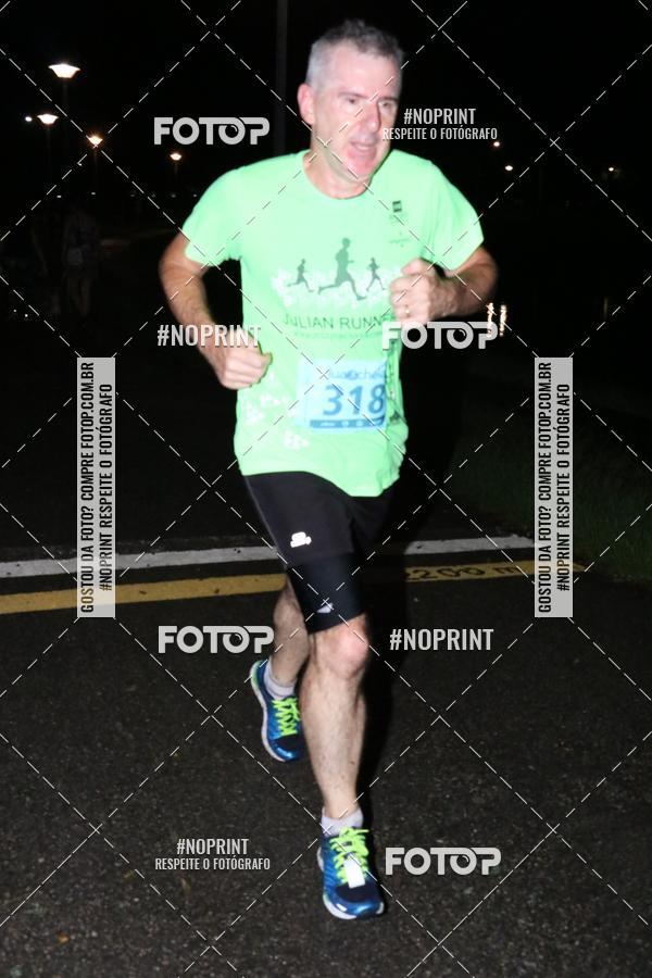 Buy your photos of the eventCorrida da Lua Cheia - Parque Barigui on Fotop