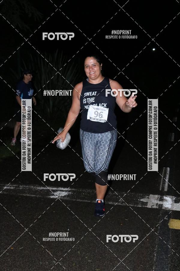 Buy your photos of the eventCorrida da Lua Cheia - Parque Barigui on Fotop