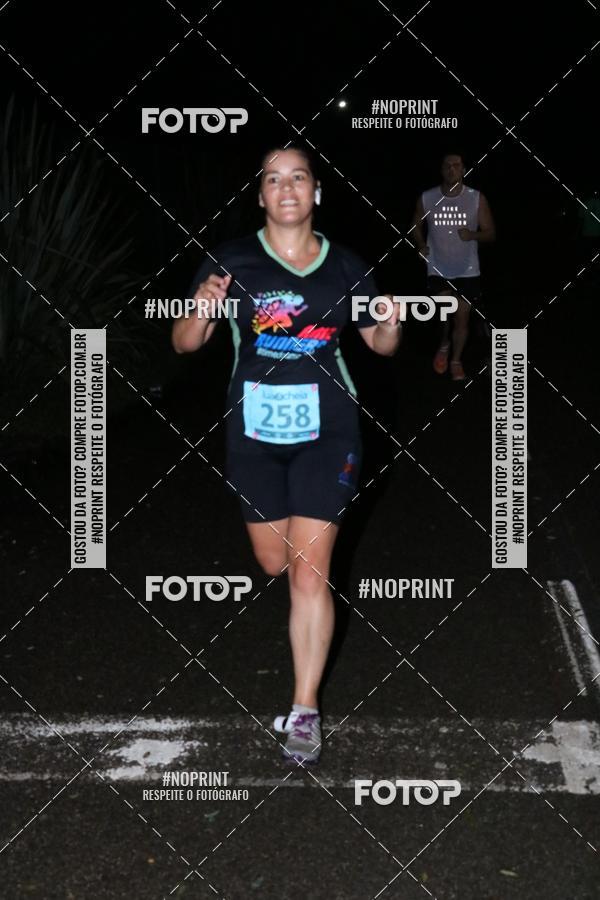 Buy your photos of the eventCorrida da Lua Cheia - Parque Barigui on Fotop