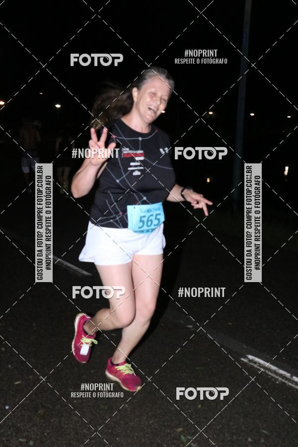 Buy your photos of the eventCorrida da Lua Cheia - Parque Barigui on Fotop