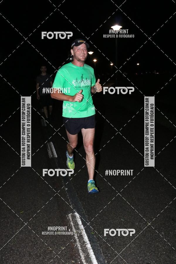 Buy your photos of the eventCorrida da Lua Cheia - Parque Barigui on Fotop