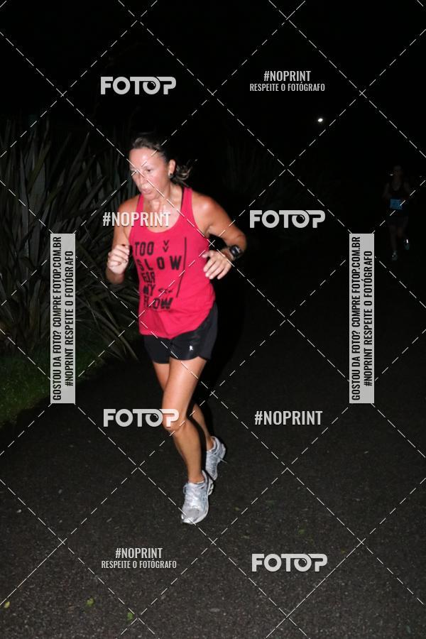 Buy your photos of the eventCorrida da Lua Cheia - Parque Barigui on Fotop