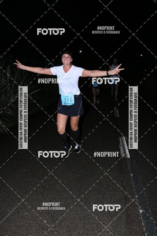 Buy your photos of the eventCorrida da Lua Cheia - Parque Barigui on Fotop