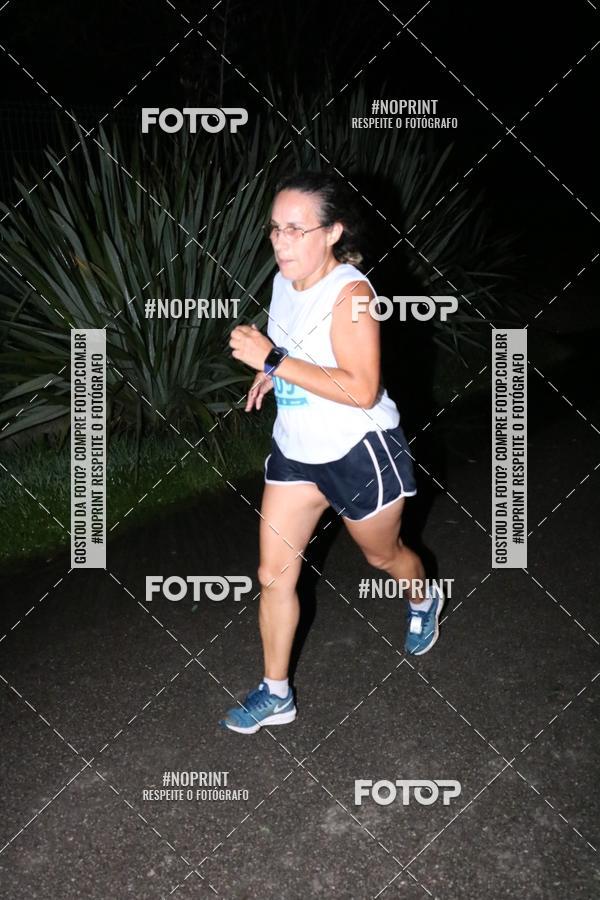 Buy your photos of the eventCorrida da Lua Cheia - Parque Barigui on Fotop