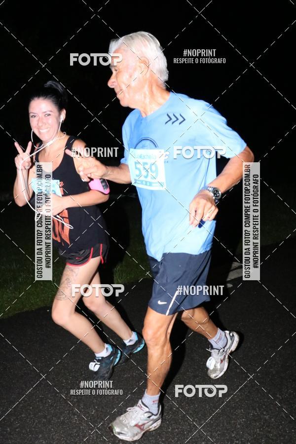 Buy your photos of the eventCorrida da Lua Cheia - Parque Barigui on Fotop
